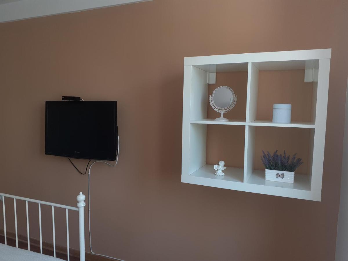 Apartman Jovana Sremska Mitrovica Luaran gambar